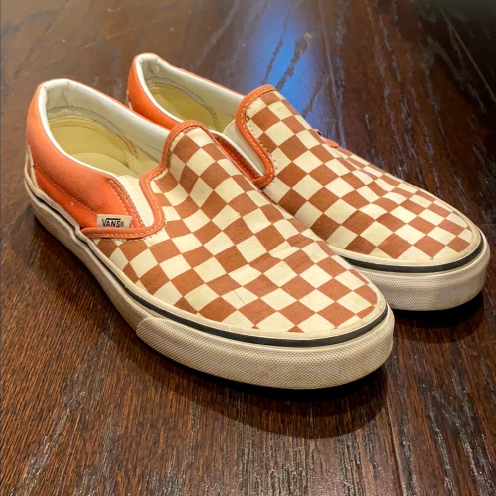CHECKERED VANS